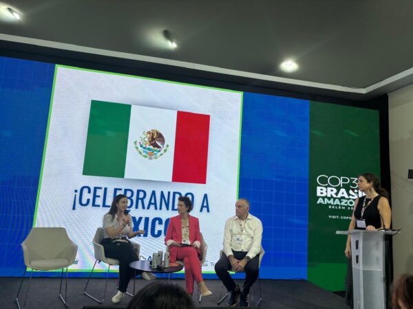 Permalink to COP30: Brasil y México firman memorando de entendimiento para acelerar la adopción de camiones y autobuses de cero emisiones y fijan el objetivo de alcanzar el 100% de ventas de camiones y autobuses nuevos con cero emisiones para 2040